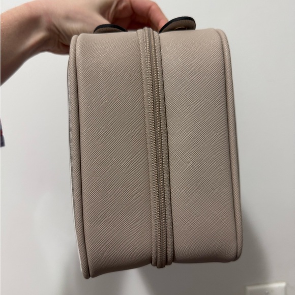 NWT Calpak Medium Clear Cosmetic Case in Stone - Picture 4 of 7